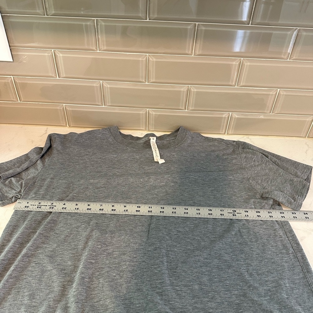 Lululemon ALL YOURS TEE Size 10 Heather Gray T Shirt Women - Picture 6 of 8